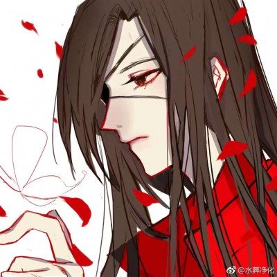 乐乐茶发现蠕动活虫